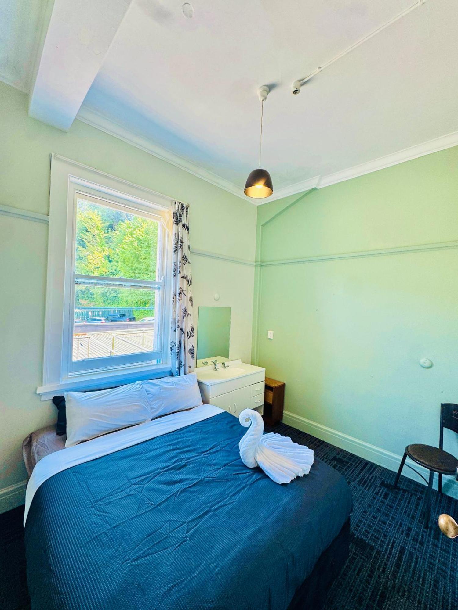 Crashpalace Backpackers Napier Exterior foto